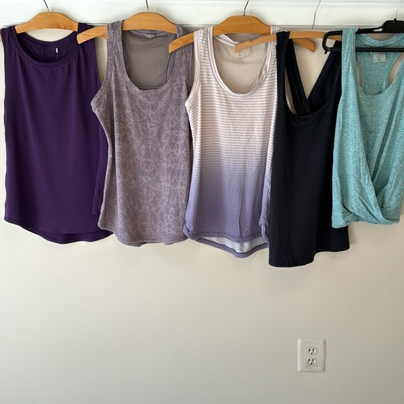 CALIA by Carrie Underwood Tops - Bundle of CALIA By Carrie Underwood 5 pieces of workout clothes
